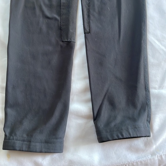 Kerrits Riding Breeches. Girls Size XL. - Picture 3 of 7